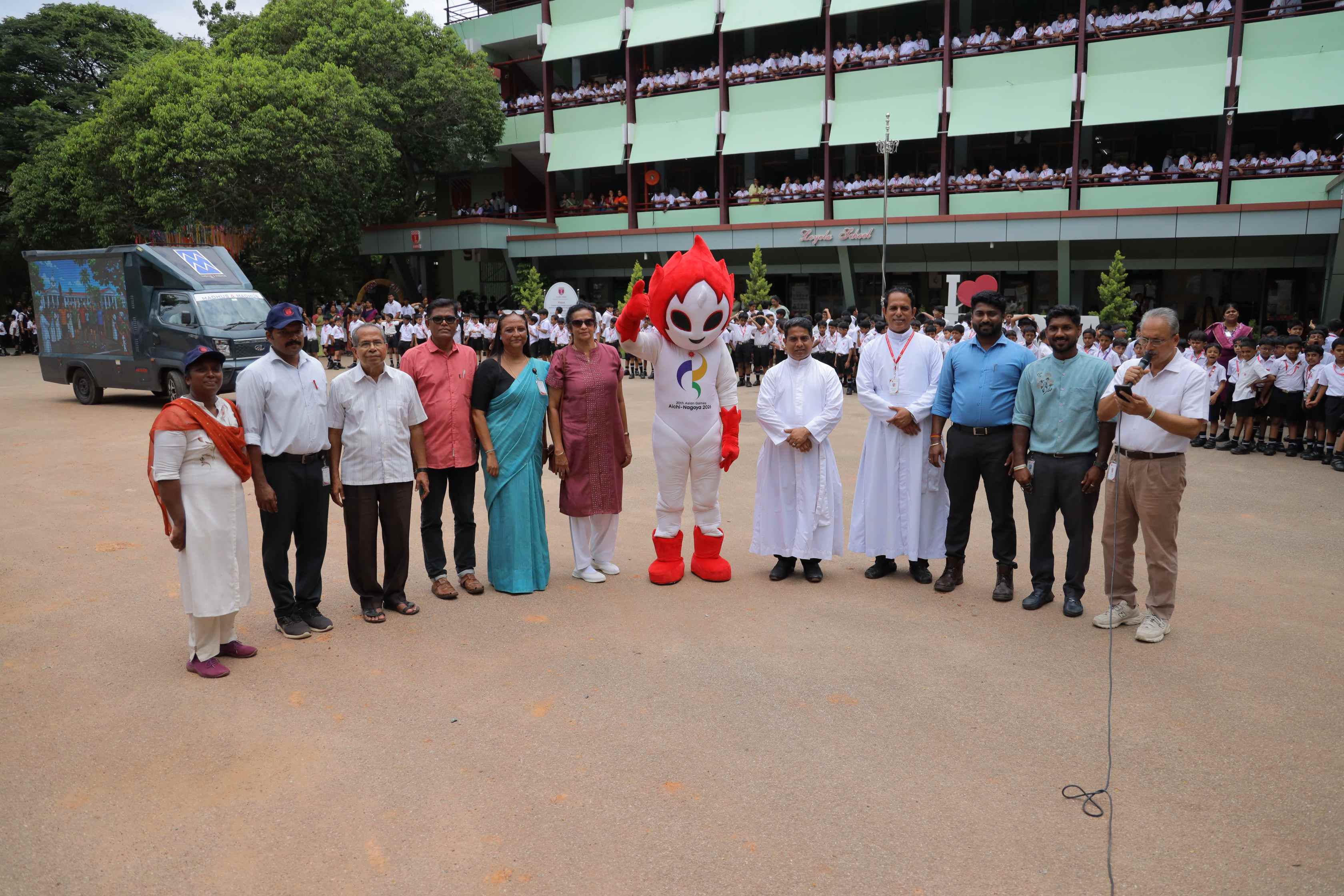 LOYOLA SCHOOL